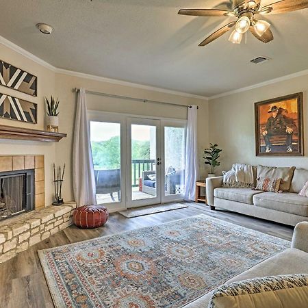 Modern Lakeside Golf Course Retreat With Deck! Canyon Lake Eksteriør billede