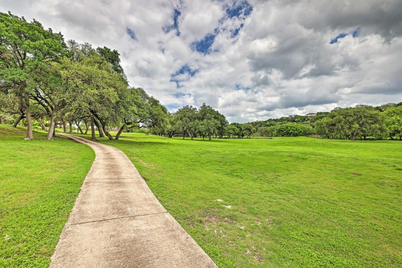 Modern Lakeside Golf Course Retreat With Deck! Canyon Lake Eksteriør billede