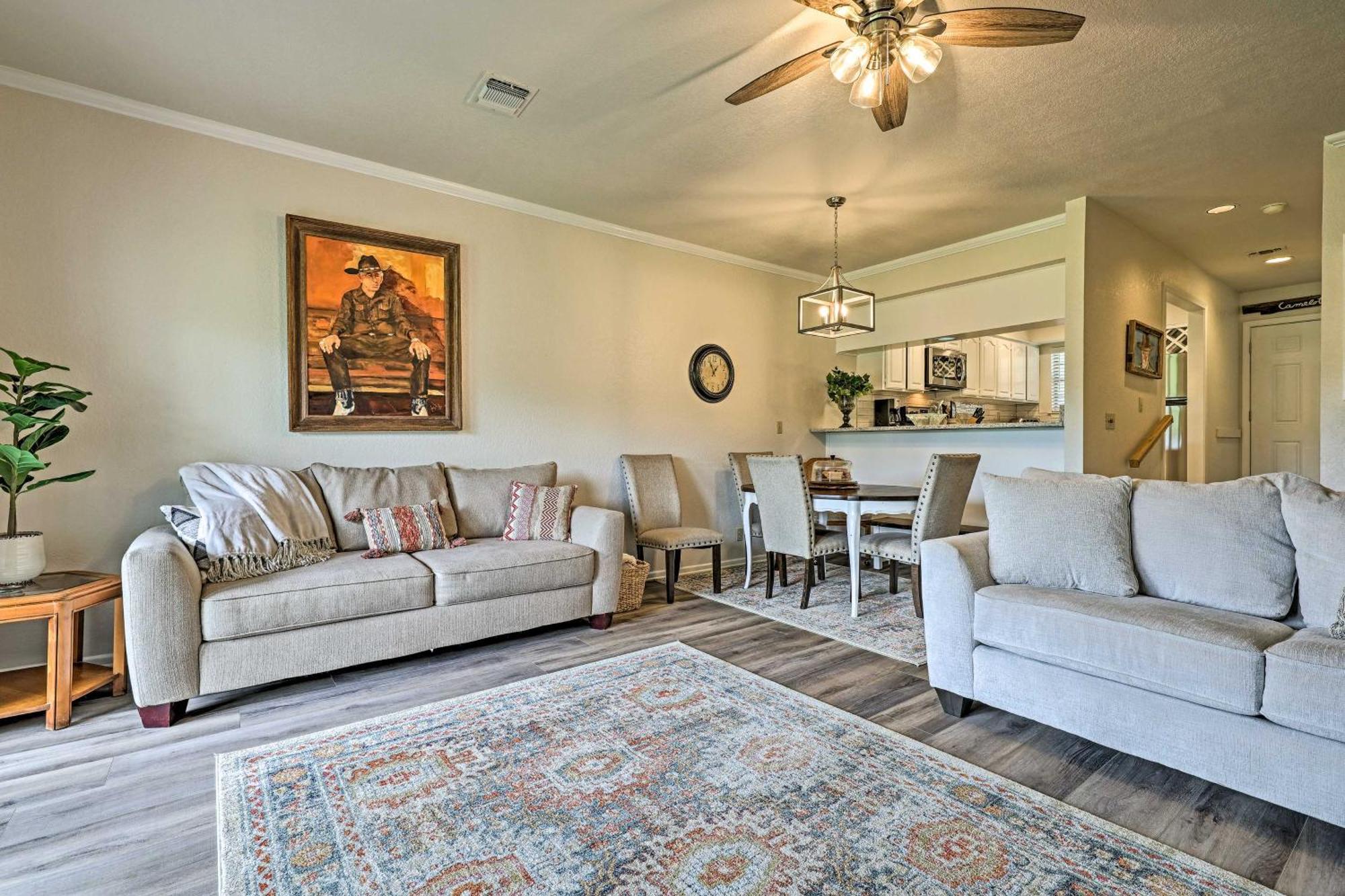 Modern Lakeside Golf Course Retreat With Deck! Canyon Lake Eksteriør billede